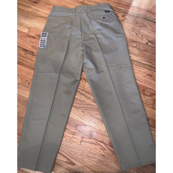 VTG NWT Dockers 36x29 Loose Fit Pleated Fit Khakis Pants Men's Beige NOS - Picture 4 of 4